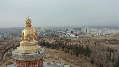 4K青海省海南州共和县市区航拍视频的预览图